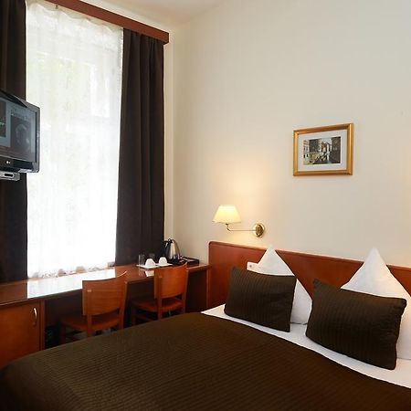 Hotel Andel Prága Kültér fotó